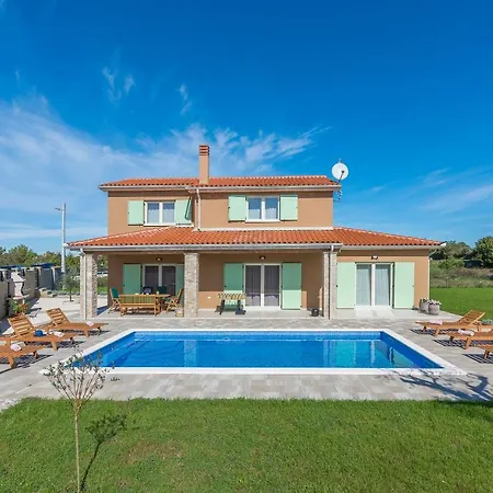 Villa Matea *